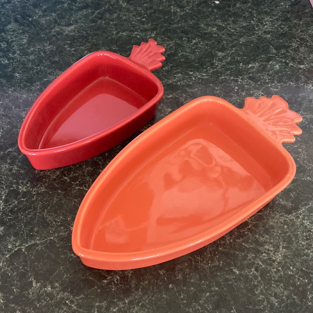 Chantal carrot dishes cookware